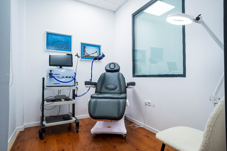 rTMS (Repetitive Transcranial Magnetic Stimulation)